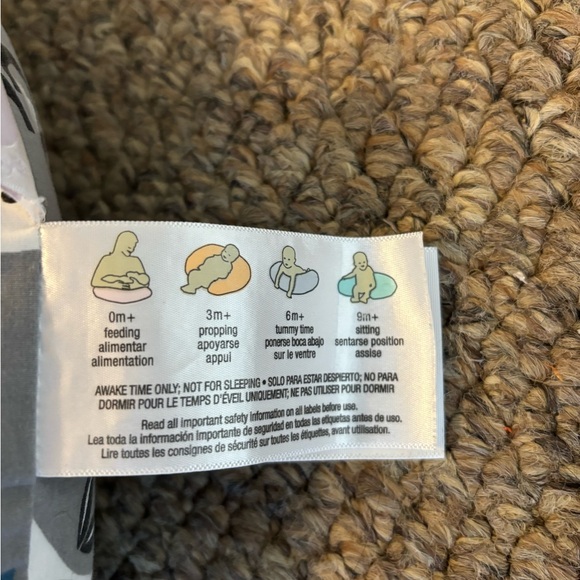 Boppy nursing pillow - Picture 3 of 5